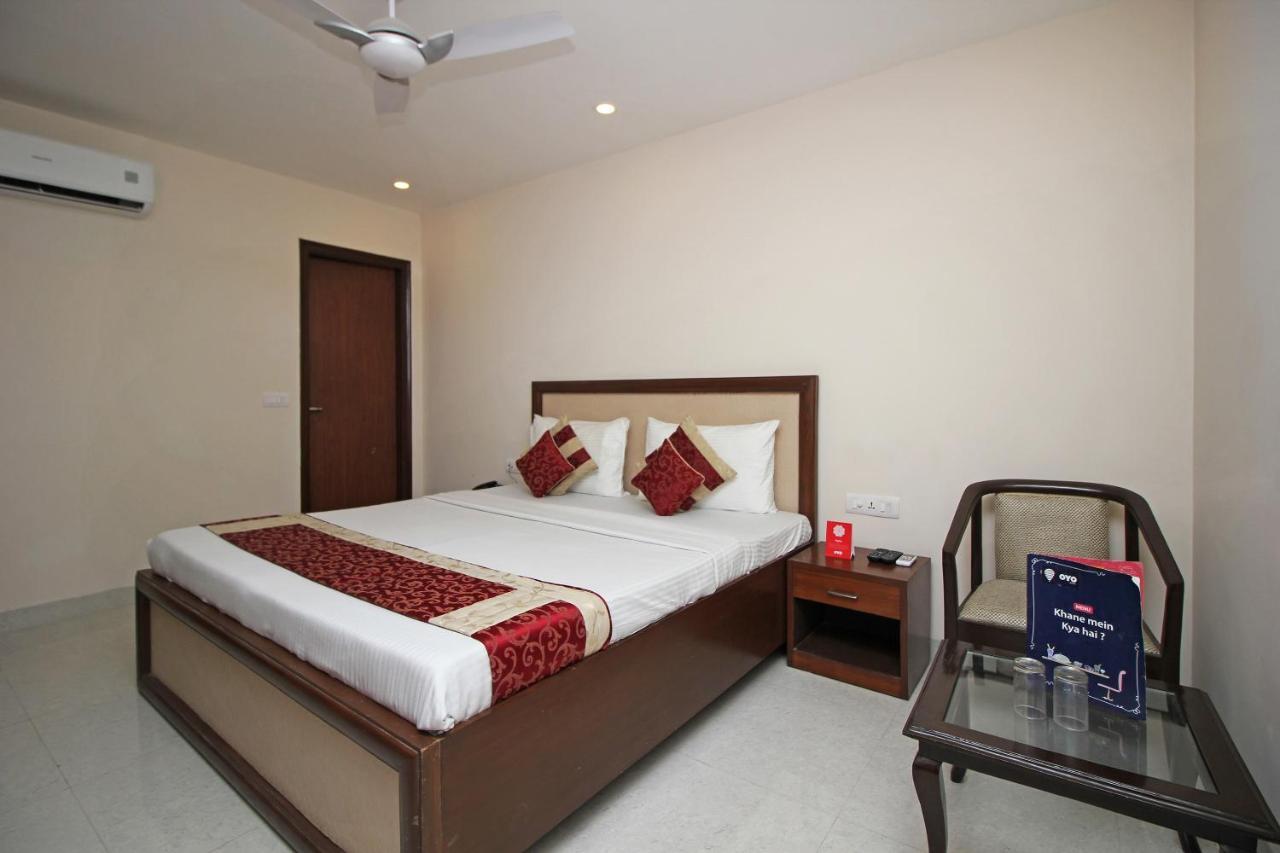 ניו דלהי Oyo Hotel Blu Pebbles Near Delhi Airport מראה חיצוני תמונה