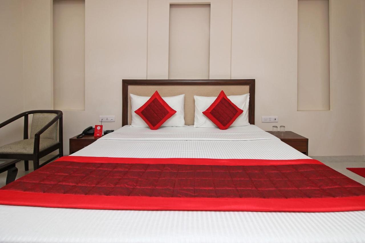 ניו דלהי Oyo Hotel Blu Pebbles Near Delhi Airport מראה חיצוני תמונה