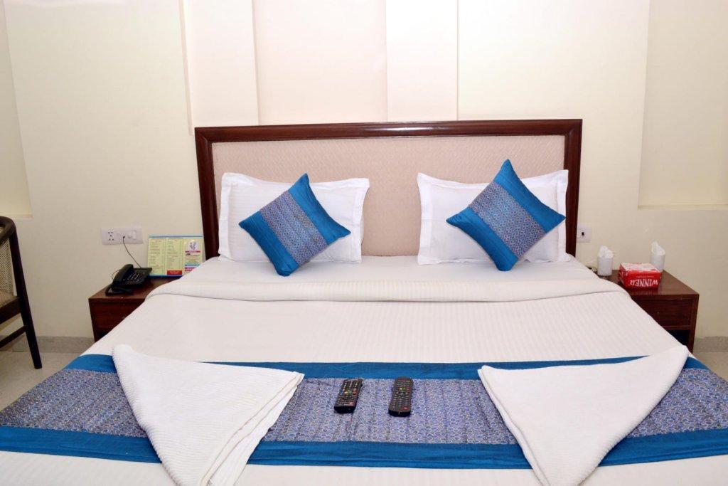 ניו דלהי Oyo Hotel Blu Pebbles Near Delhi Airport מראה חיצוני תמונה
