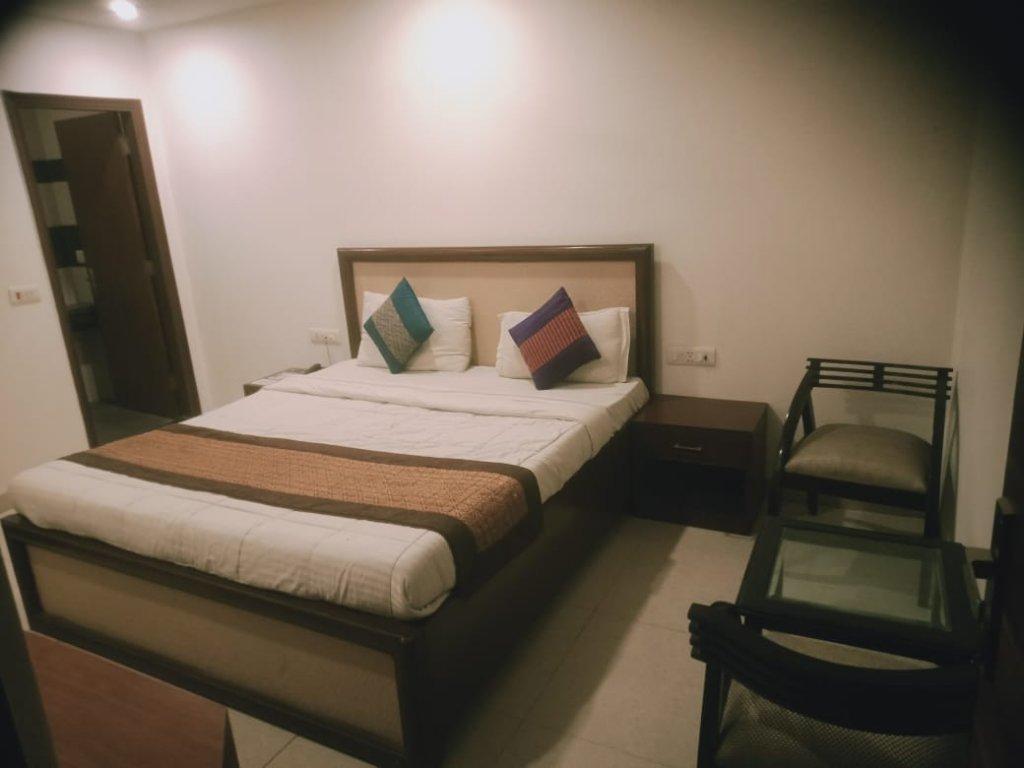 ניו דלהי Oyo Hotel Blu Pebbles Near Delhi Airport מראה חיצוני תמונה